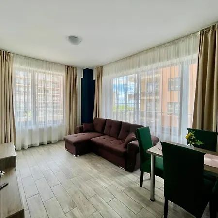 Apartment Summerland Mamaia