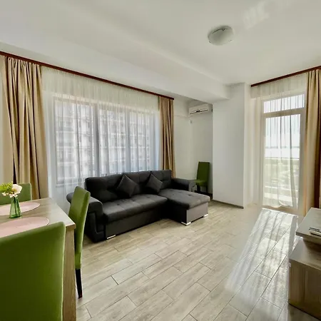 Apartment Summerland Mamaia