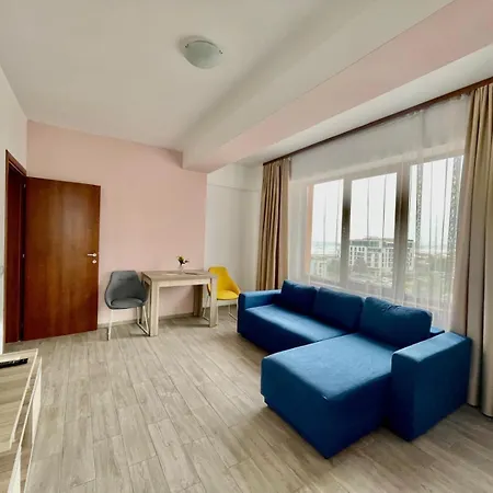Summerland Mamaia
