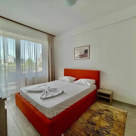 Summerland Apartment