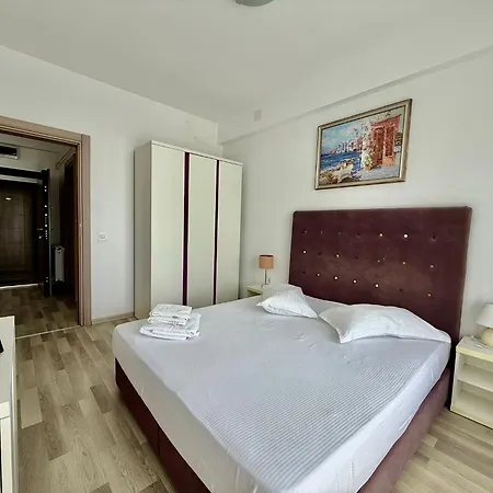Summerland * Mamaia